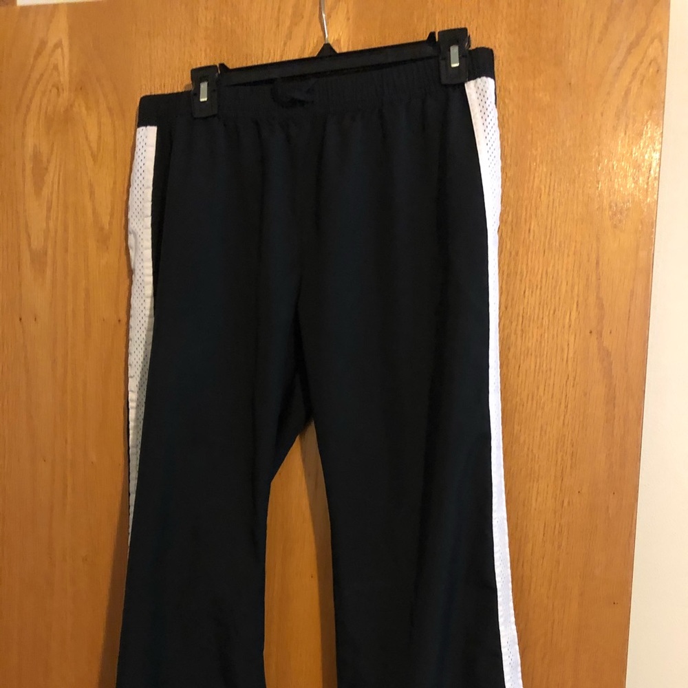 Nike Capri Jogging pant size Large (12-14)